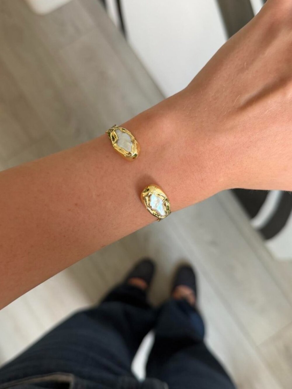 Sku0685 Gold bracelet natural white pearl cross Size adjustable stainless steel